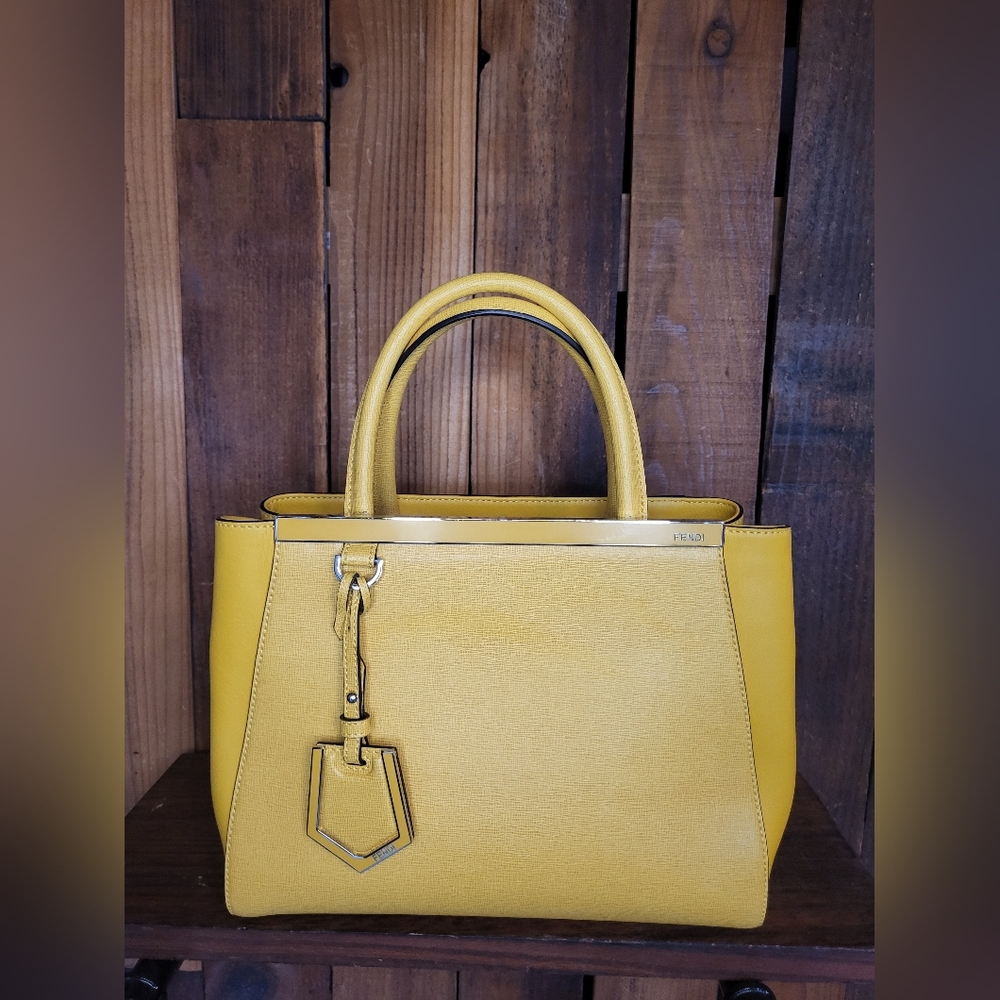 Fendi Leather Petite 2Jours Tote - Picture 3 of 12